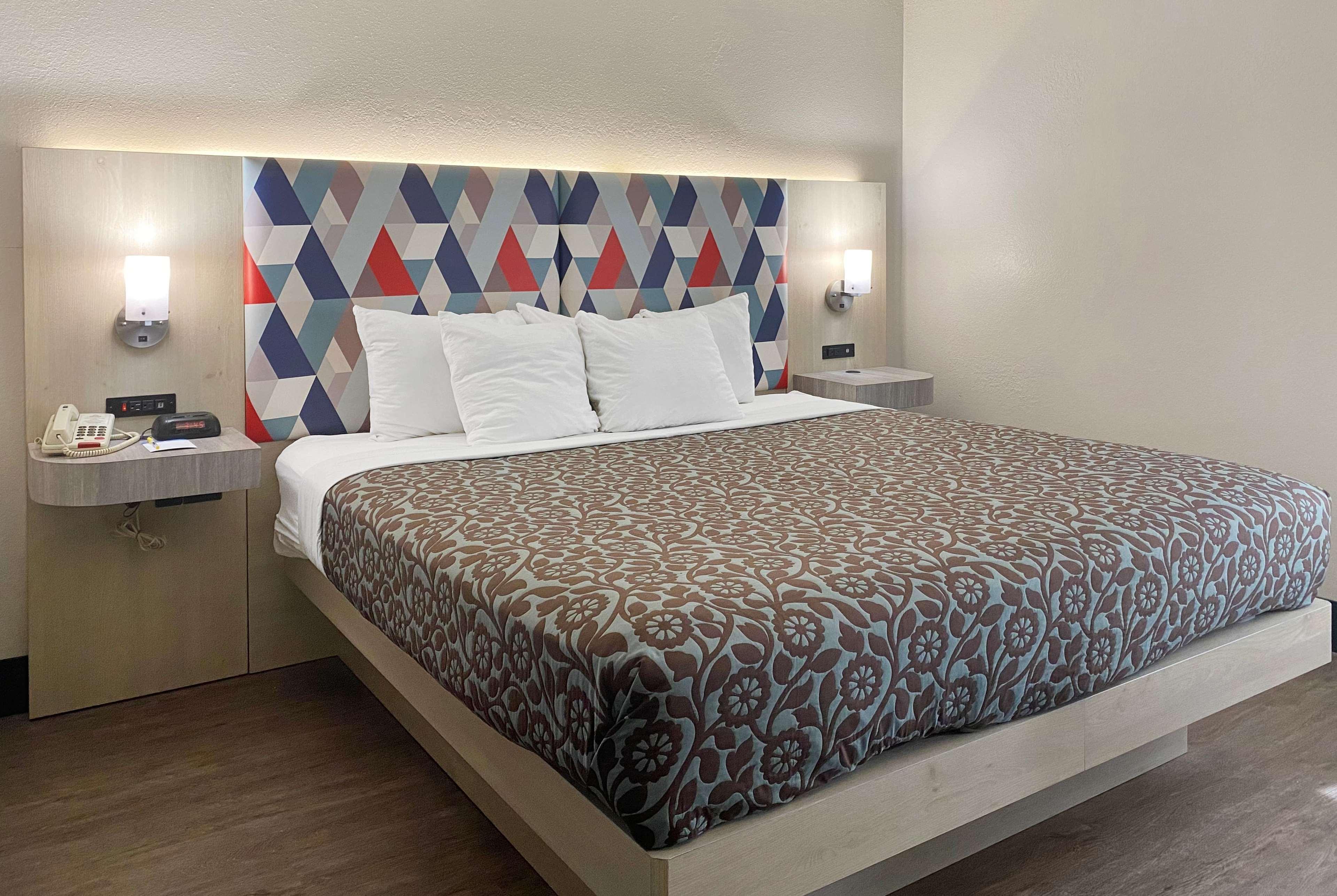 Days Inn & Suites By Wyndham Peachtree Corners Norcross Extérieur photo