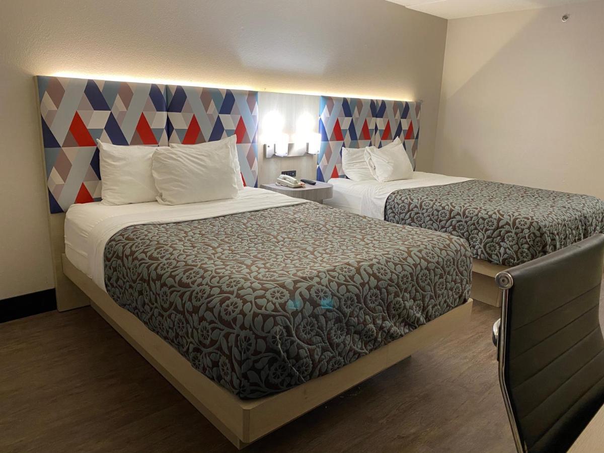 Days Inn & Suites By Wyndham Peachtree Corners Norcross Extérieur photo